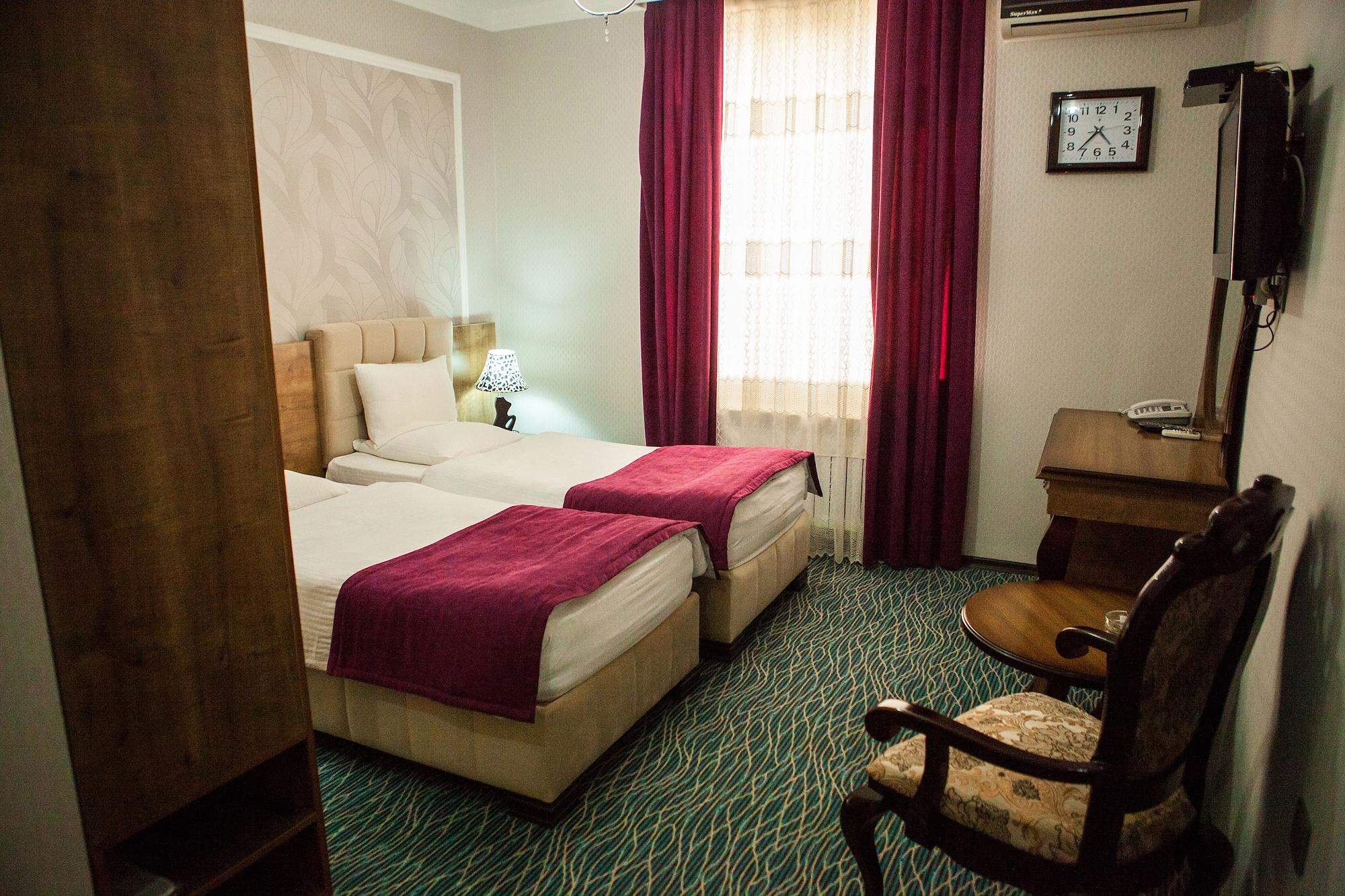 Issam Hotel & Spa Sheki Ngoại thất bức ảnh