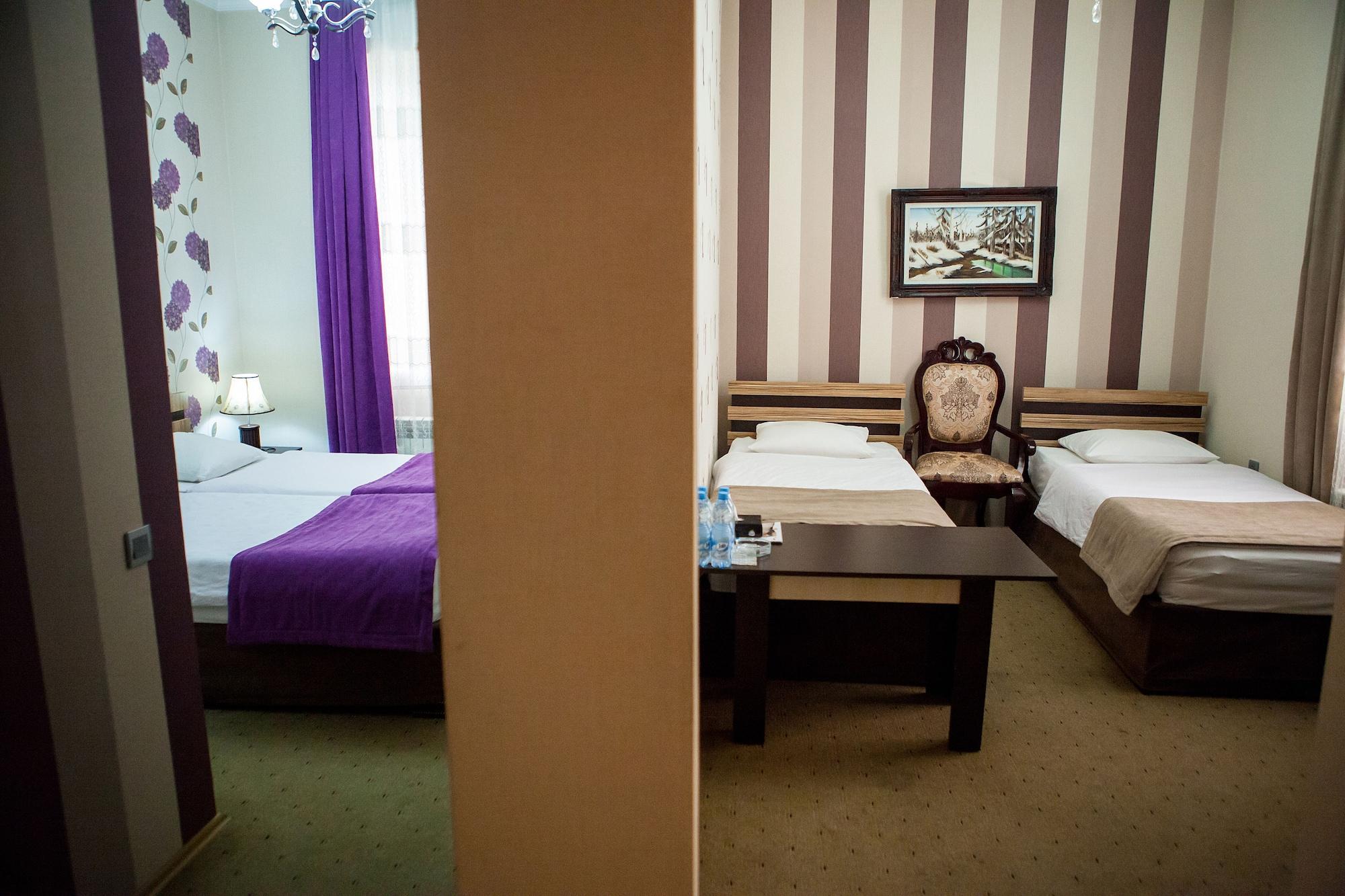 Issam Hotel & Spa Sheki Ngoại thất bức ảnh