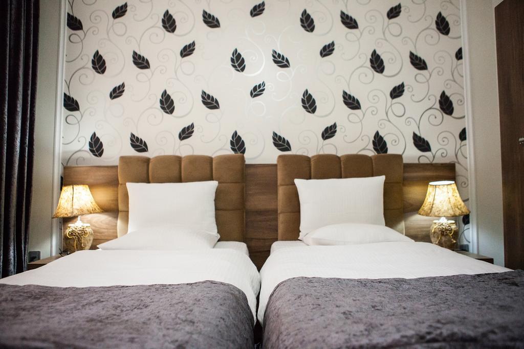 Issam Hotel & Spa Sheki Ngoại thất bức ảnh