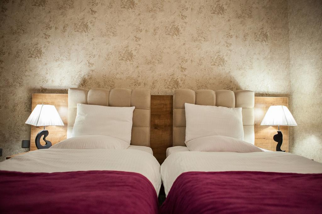 Issam Hotel & Spa Sheki Ngoại thất bức ảnh