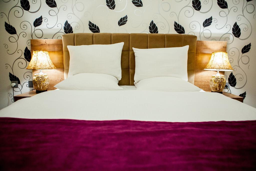 Issam Hotel & Spa Sheki Ngoại thất bức ảnh