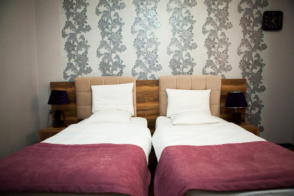 Issam Hotel & Spa Sheki Ngoại thất bức ảnh